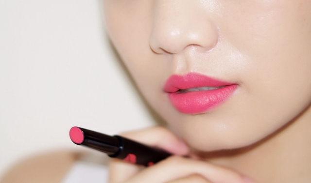 露天游泳池进水技巧(某露天游泳池的进水管出现故障)